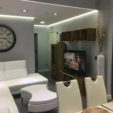 Victorio Canteras Apartment *